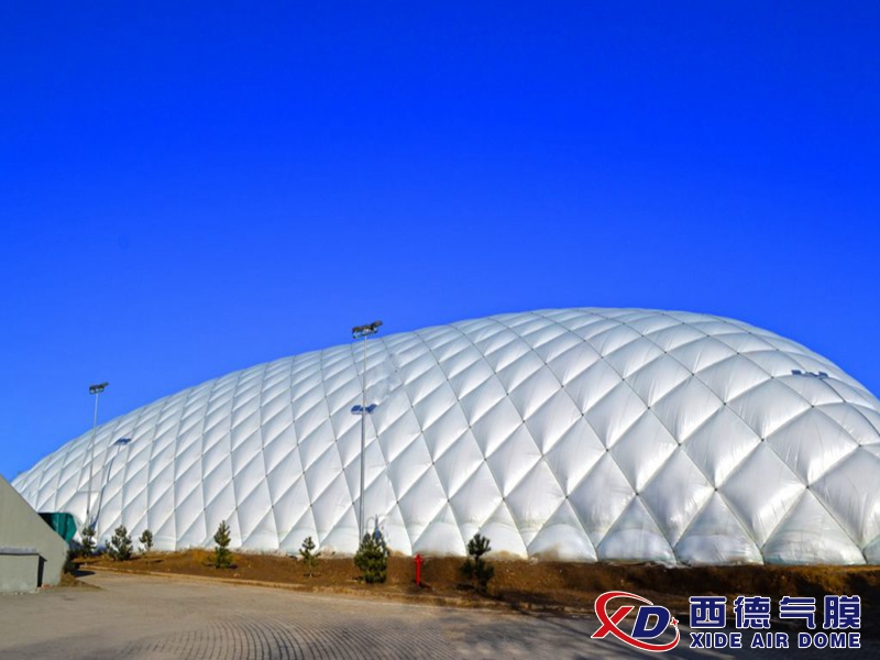 西德氣膜：充氣膜結(jié)構(gòu)建筑采光有哪兩種方式？?